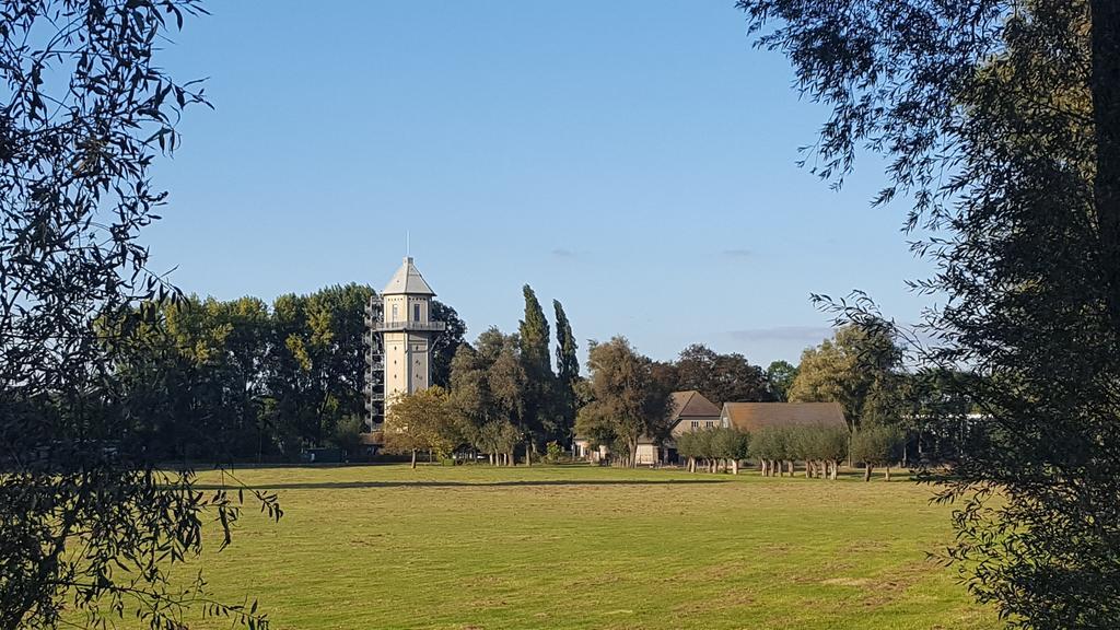 Hotel De Watertoren ドルドレヒト エクステリア 写真
